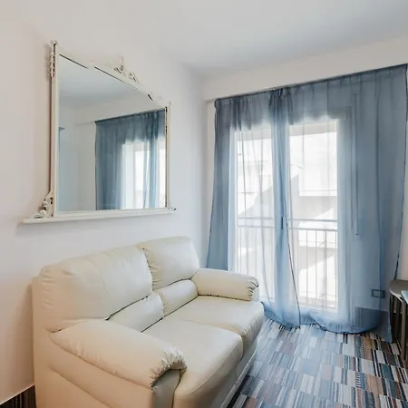Araba Fenice Apartment